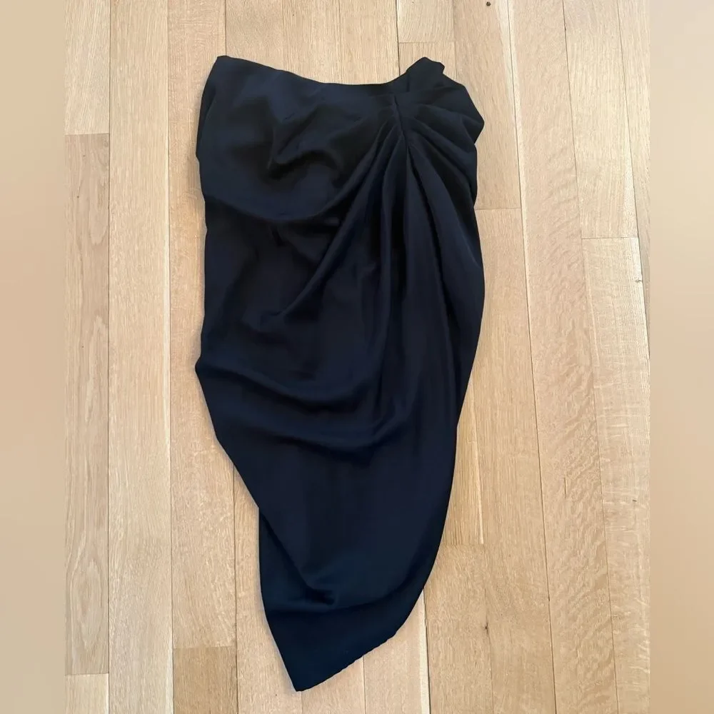 SHEIN Black Asymmetrical Women's Skirt